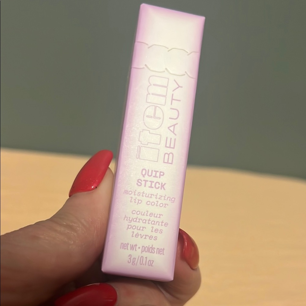 Radiant Pink Lipstick Long-lasting Smooth Finish